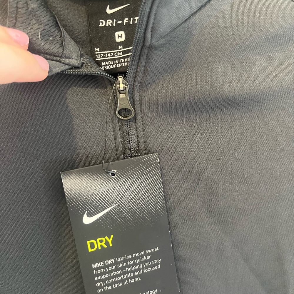 Nike Dry-fit Sweater NWT